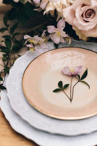 dusty rose wedding table setting idea with flowers rebecca goddard photography