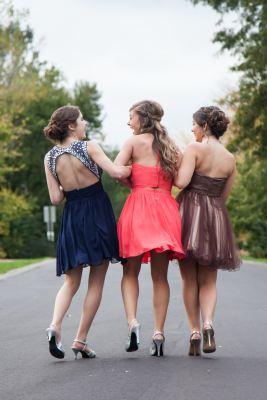 Tips to Choose Super Sweet Short Bridesmaid Dresses for a Retro Wedding