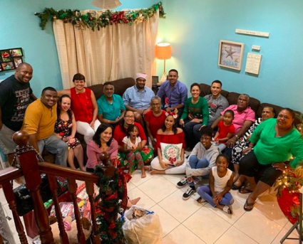 Christmas Photos! Our Favorite Christian Celebs Family Christmas Photo’s