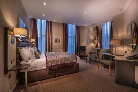 4 Top-Notch Hotels To Look For NYE Celebration In London! 4 Top-Notch Hotels To Look For NYE Celebration In London!