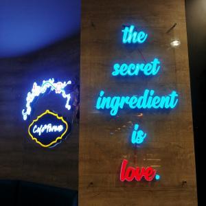 Cafe Perene: Ayala Malls Feliz Cafe Perene: Ayala Malls Feliz