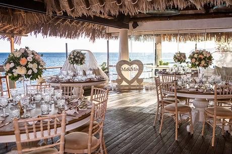 dreamy-wedding-santorini-peach-white-colors_23