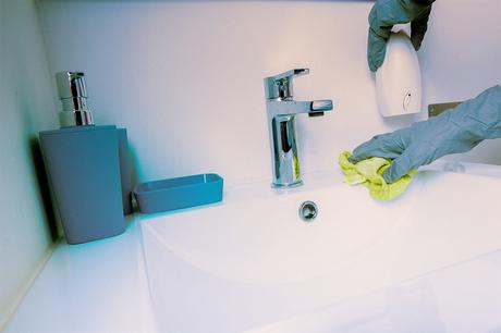 3 Reasons You Should Do Everything You Can to Prevent Mold Growth in Your Bathroom