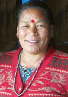 A MOUNTAIN TEAHOUSE STAY IN NEPAL  Guest Post by Caroline Hatton