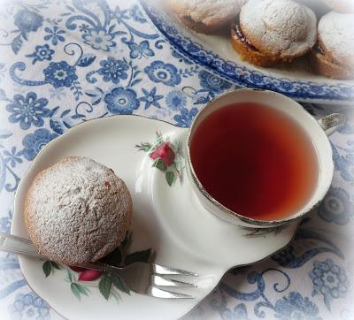 Lemon Cupcakes with Raspberry Jam