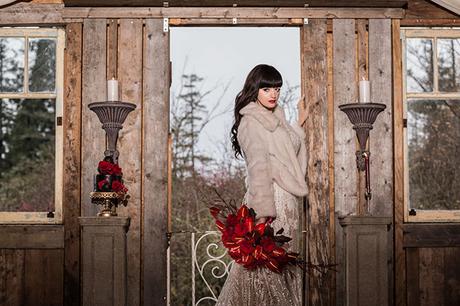 romantic-winter-barn-styled-shoot_06x