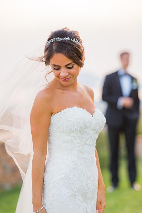 Romantic wedding with gold and peach details | Ourania & Jack romantic-wedding-gold-peach-details_19x