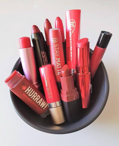 Red lipstick declutter