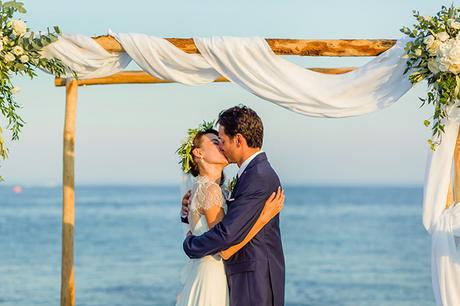 beautiful-beach-wedding-santorini_14