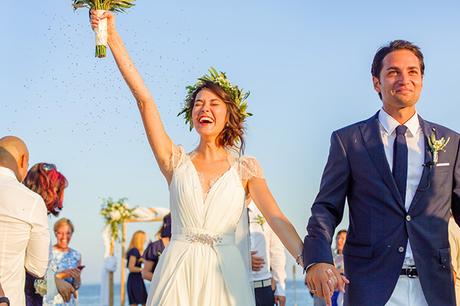 beautiful-beach-wedding-santorini_15