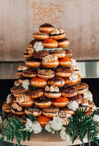 donut wedding decor trend color cake alternative debbielourens photographer