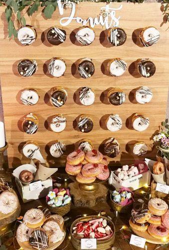 donut wedding decor trend donut bar with board anadieuncupcake