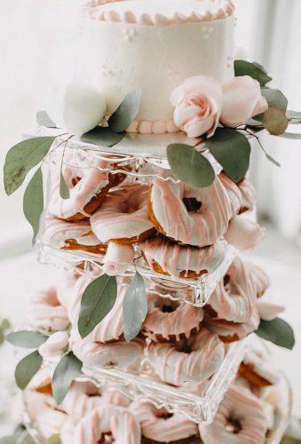 donut wedding decor trend cake alternative philterphoto