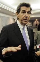 Former Alabama Gov. Bob Riley is a lobbyist for Austal USA, the Mobile ship builder that is under federal investigation and has international financial woes, too