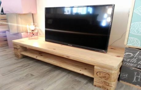 Over 20 Amazing Ideas for DIY TV Stand