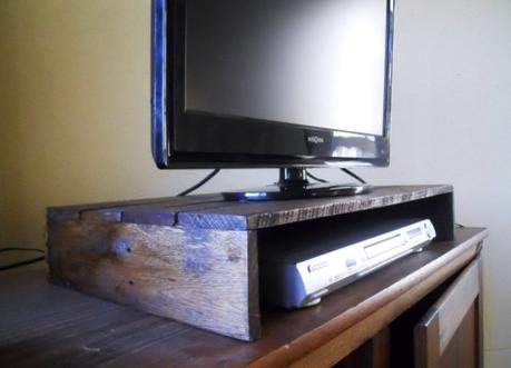 Over 20 Amazing Ideas for DIY TV Stand