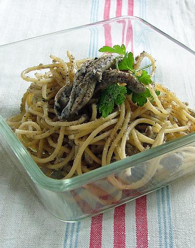 pasta con alici(anchovies) - Dani's way