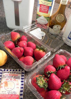 Gelatin-free Strawberry & Lemon Panna Cotta - Ingredients