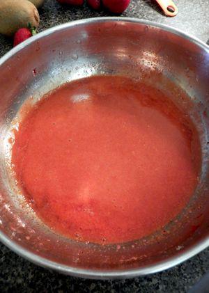 Gelatin-free Strawberry & Lemon Panna Cotta - Add some puree to reserved strawberry juices