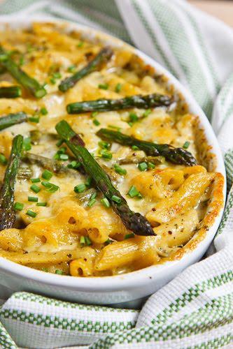 Asparagus Ramp Pesto Mac and Cheese