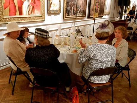 Ladies who Lunch