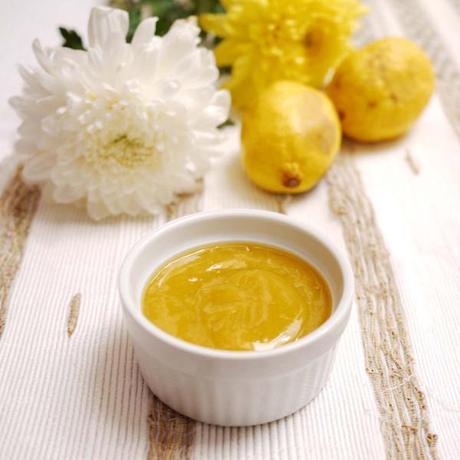 Vanilla Ricotta Fritters with Lemon Curd