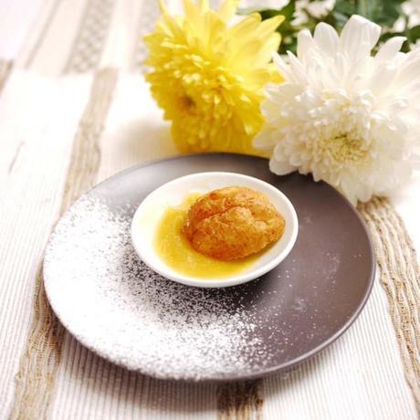 Vanilla Ricotta Fritters with Lemon Curd