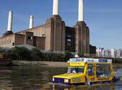 World's First Amphibious Ice-Cream Truck Sails Thames