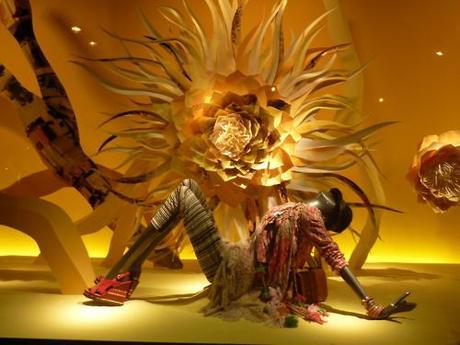 Marianne Guely No.2 yellow window display for Printemps summer .