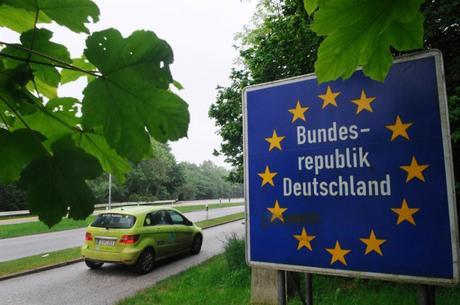 Eco-Trek Returns Home to Germany After Driving Fuel Cell Cars Around the World