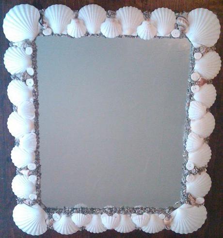 New Seashell Creations web site offers seashell mirrors and home decor