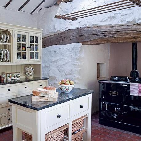 Super cute and charming kitchens...
