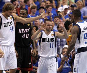 Live from New York, it’s... the Mavs vs. Heat (with Yankees-Red Sox updates).