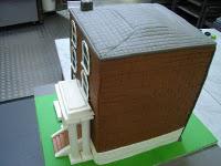 Build me a house....out of cake!