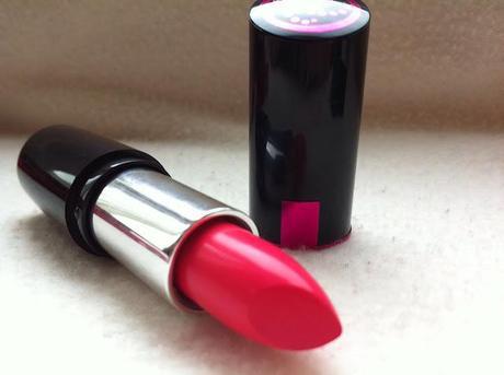 Collection 2000 Lasting Colour Lipstick Review