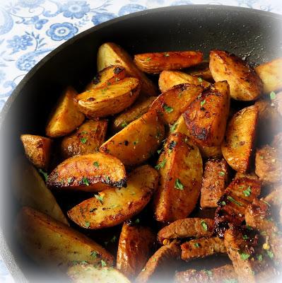 Garlic Steak Bites & Potatoes