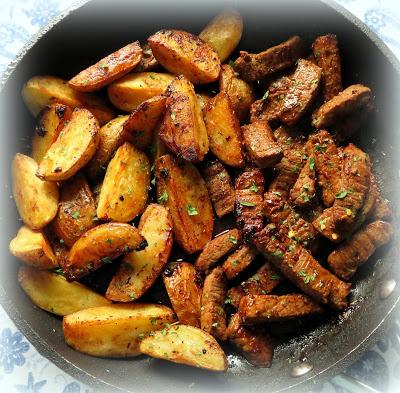 Garlic Steak Bites & Potatoes