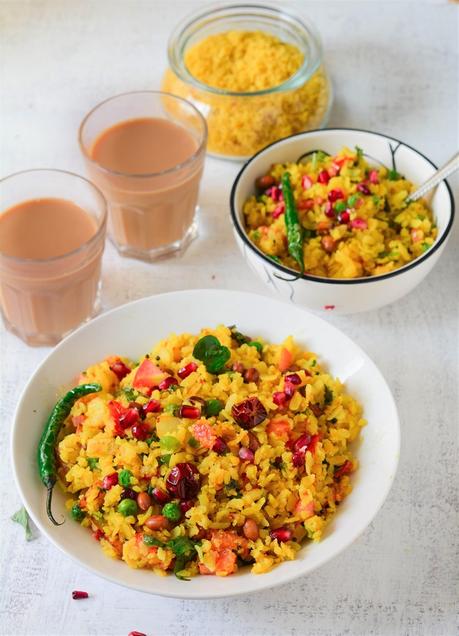 Aloo Poha Recipe, How To make Batata Poha