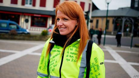 The gilets jaunes are forming not one but two political parties