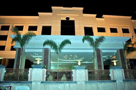 Accommodations and restaurants in Pondicherry