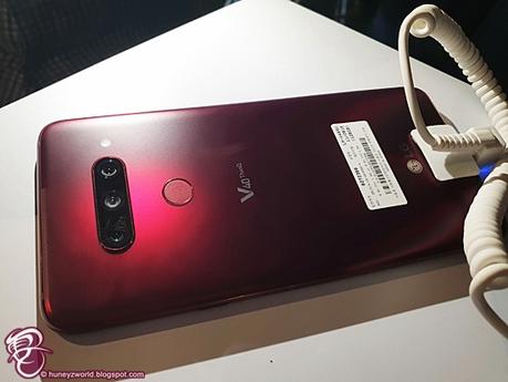 [Updated] It's A Hole In One With The Brand New LG V40 ThinQ