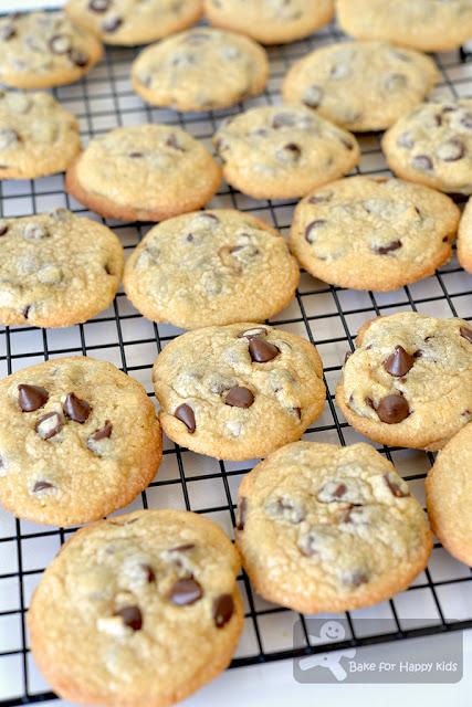 perfect chewy chocolate chip cookies
