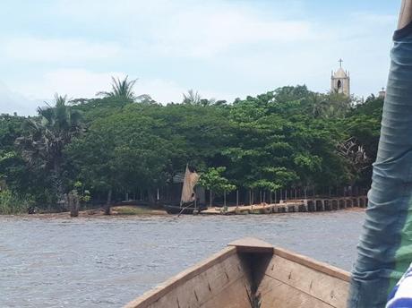 Backpacking in Togo: Crossing Lake Togo to Togoville Backpacking in Togo: Crossing Lake Togo to Togoville