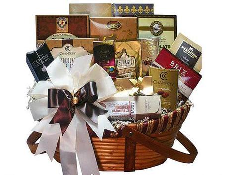 bridal shower gifts chocolate treasures gift basket