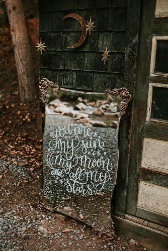 bohemian wedding decorations bridal signs on mirror elisa watkins photography