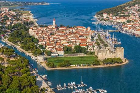 7 Must-See Old Towns in the Dalmatian Coast, Croatia 7 Must-See Old Towns in the Dalmatian Coast, Croatia