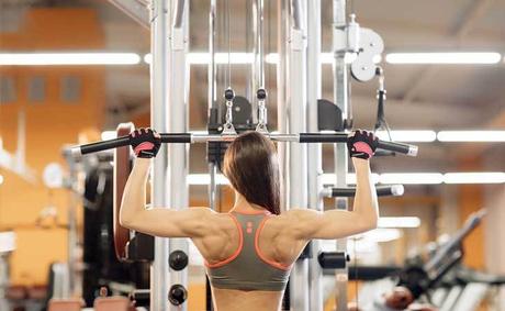 Standing Pulldown: For an Aesthetic V-Shaped Look
