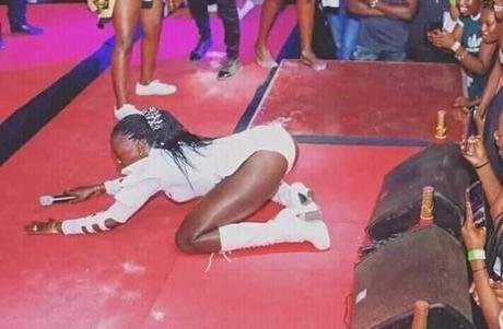 ‘I smoke and drink’ reveals Akothee