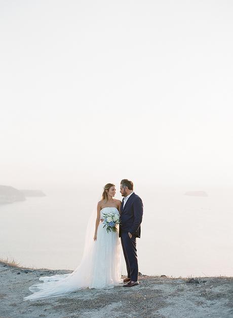 dreamy-blue-white-wedding-santorini_03