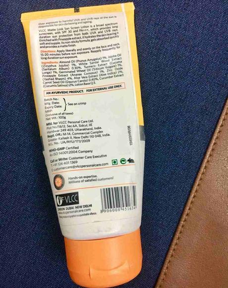 VLCC Matte Look Sunscreen Lotion SPF 30 Review